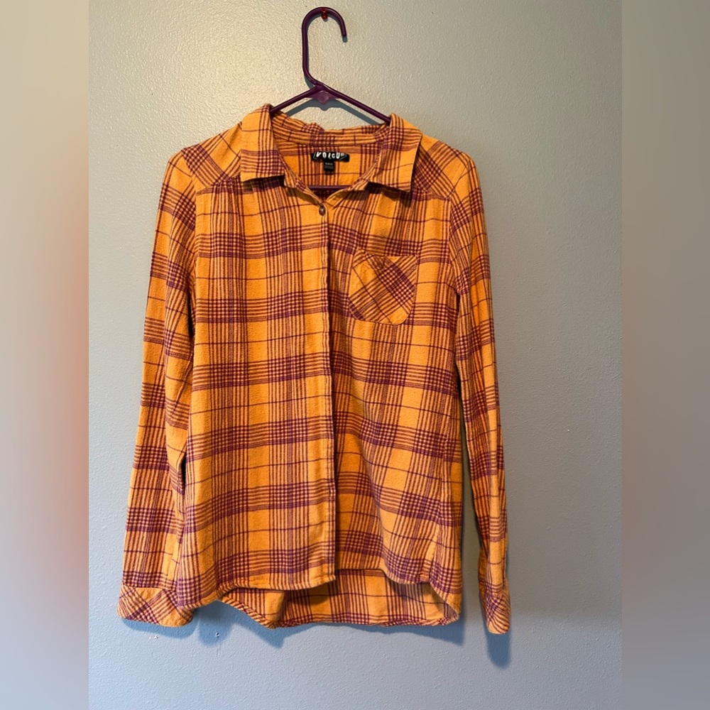 Volcom button up flannel